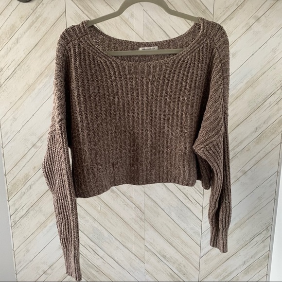 American Eagle Gray/White ScoopNeck Cropped Sweatr - Picture 4 of 4